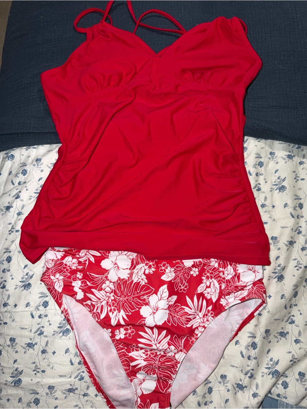 SHEIN Red Floral Tankini Set